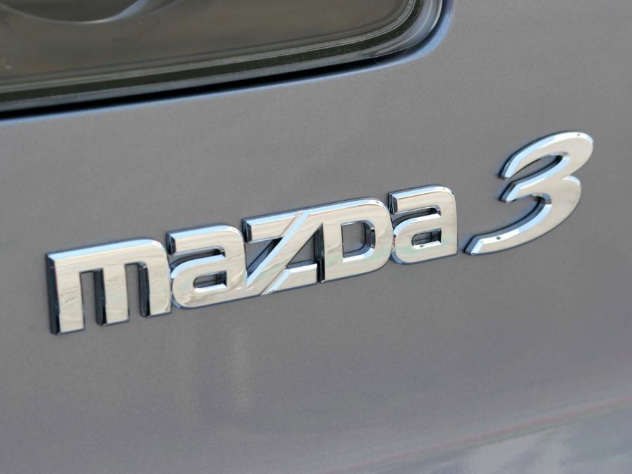  Mazda3 Sedan 2006 года  (фото 17 из 29)